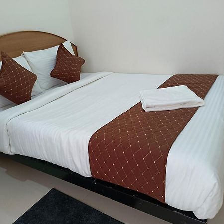 Sm Residency Hotel Bhuvanesvar Kültér fotó