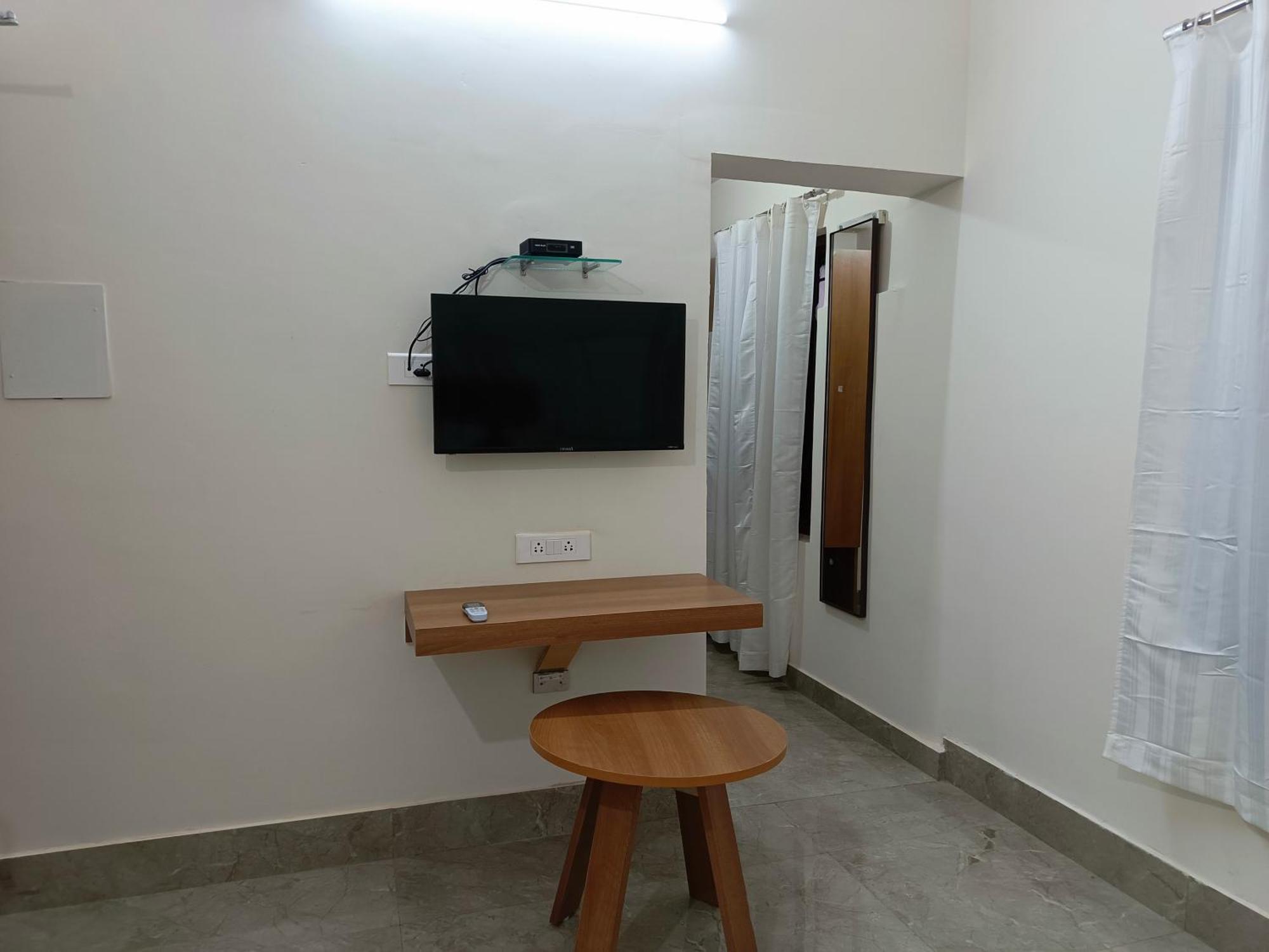 Sm Residency Hotel Bhuvanesvar Kültér fotó