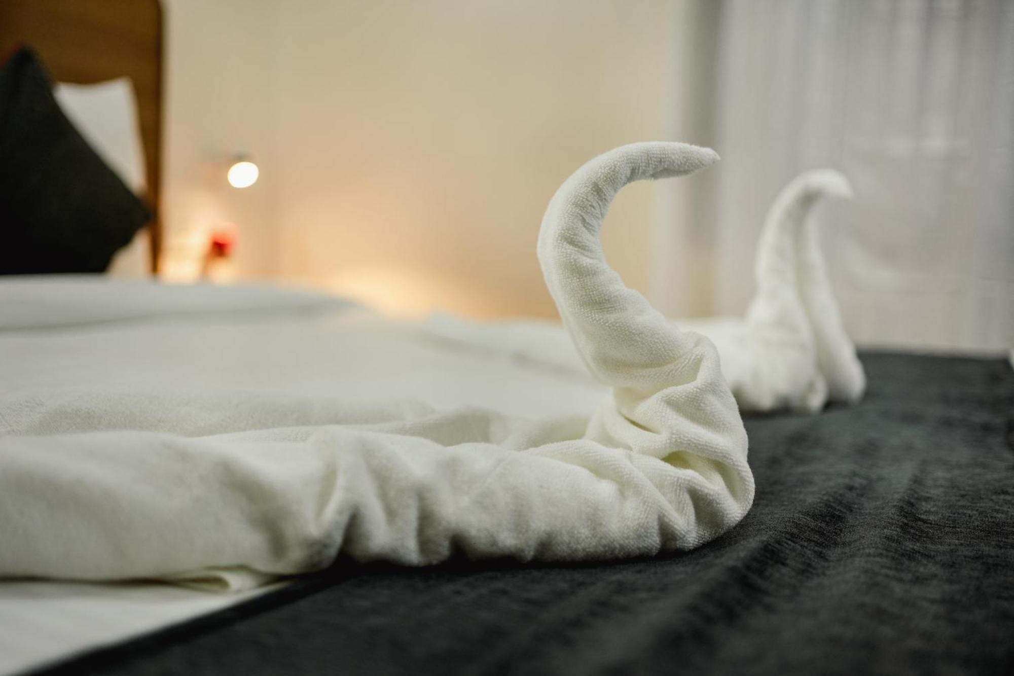 Sm Residency Hotel Bhuvanesvar Kültér fotó