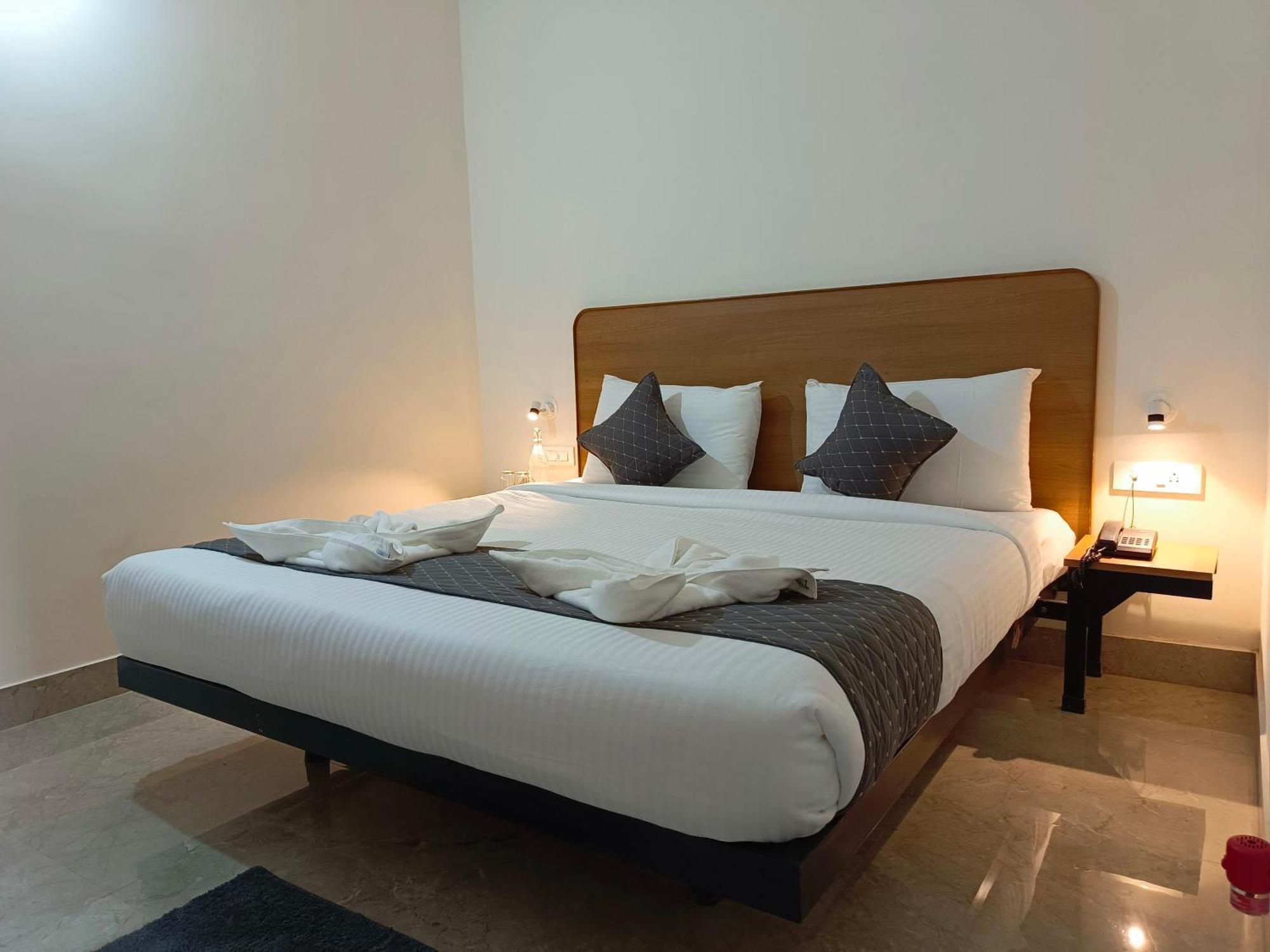 Sm Residency Hotel Bhuvanesvar Kültér fotó